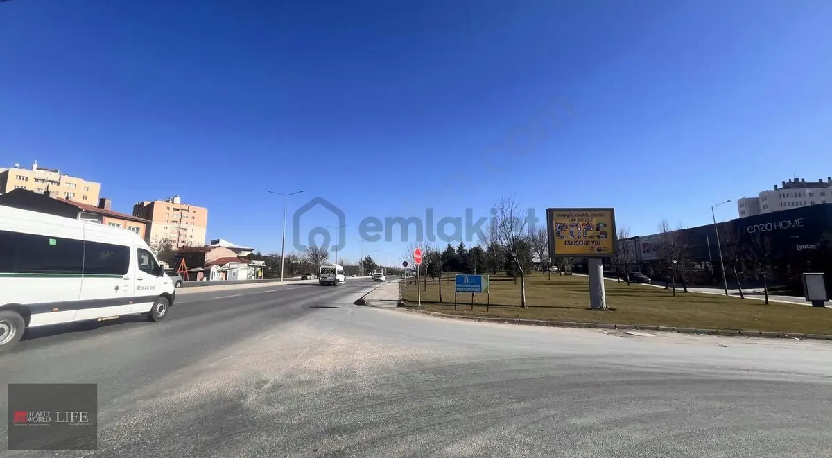 Batıkent Liman Cad. 1.600m2 Müstakil İş Yeri fotoğraf 3