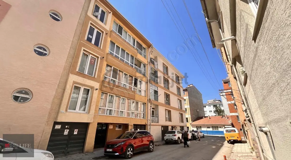Gaffar Okan Cad. Yanı Kiralık 1+1 Eşyalı Daire