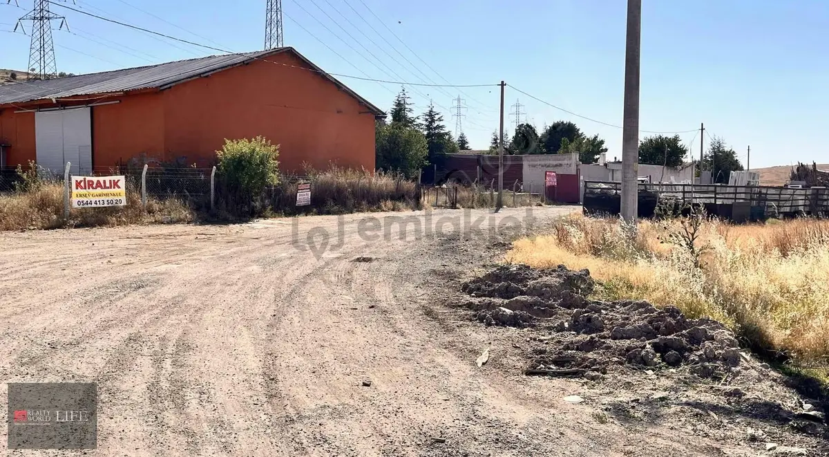 Gülpınar Mah. İmar Sınırında Satılık 1.208 m² Tarla
